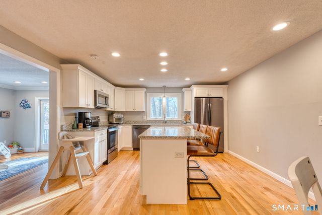 64 Somerset Lane, Somers, CT 06071