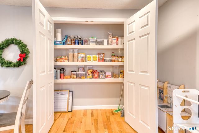 64 Somerset Lane, Somers, CT 06071