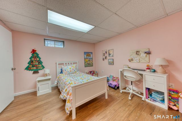 64 Somerset Lane, Somers, CT 06071