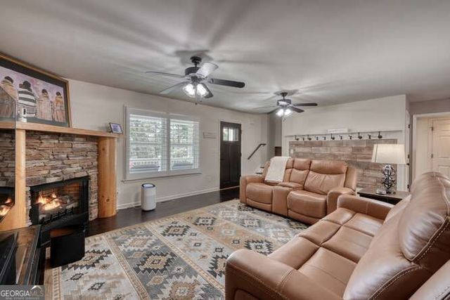 25 Scooter Lane, Blairsville, GA 30512