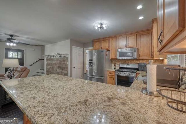 25 Scooter Lane, Blairsville, GA 30512