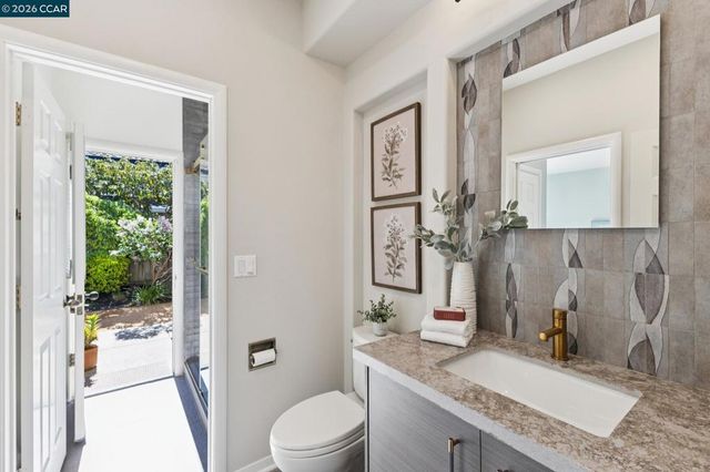 680 Quail Crest Drive, Walnut Creek, CA 94598