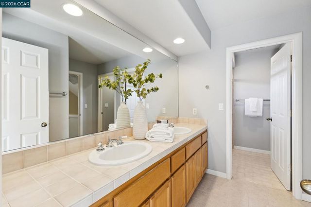 680 Quail Crest Drive, Walnut Creek, CA 94598