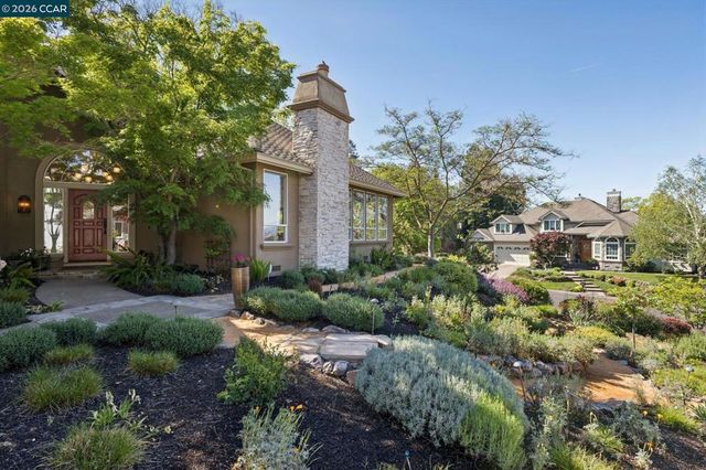 680 Quail Crest Drive, Walnut Creek, CA 94598