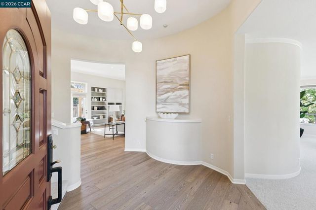 680 Quail Crest Drive, Walnut Creek, CA 94598