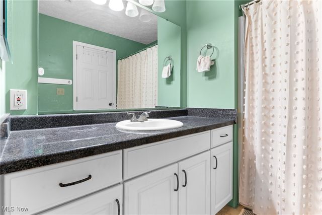 768 Beverly Avenue, Canal Fulton, OH 44614