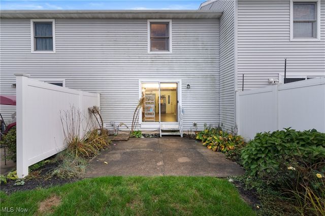 768 Beverly Avenue, Canal Fulton, OH 44614