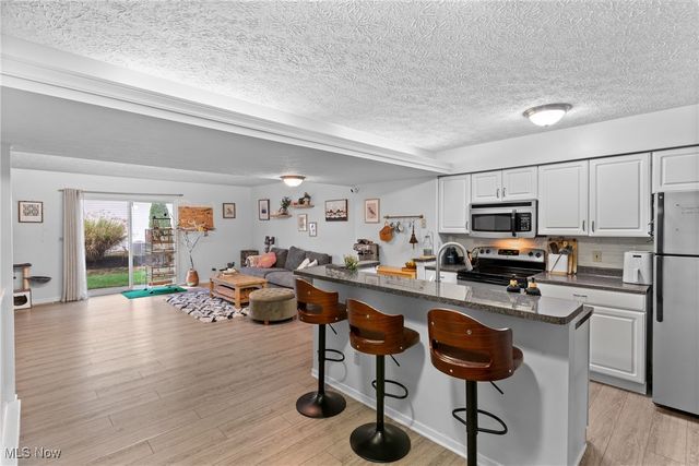 768 Beverly Avenue, Canal Fulton, OH 44614