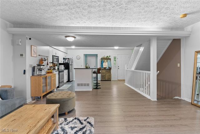 768 Beverly Avenue, Canal Fulton, OH 44614