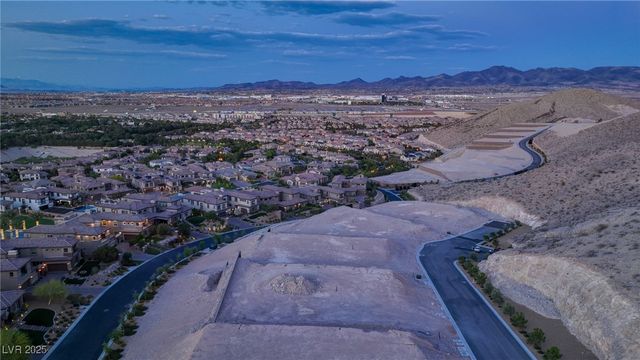 30 Mountain View Drive, Las Vegas, NV 89141