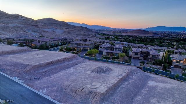 30 Mountain View Drive, Las Vegas, NV 89141