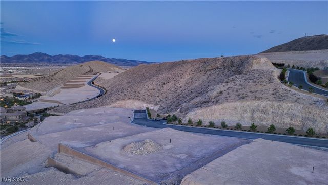 30 Mountain View Drive, Las Vegas, NV 89141