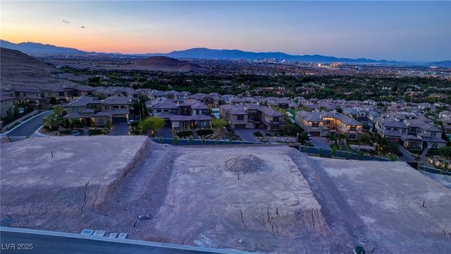 30 Mountain View Drive, Las Vegas, NV 89141
