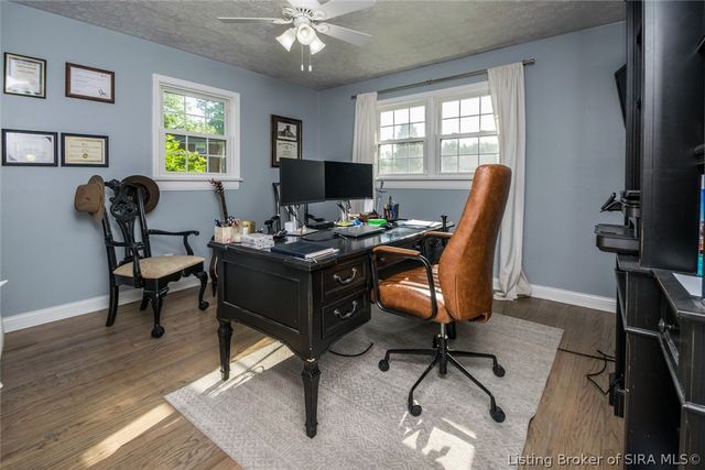 1801 Flintlock Drive, Jeffersonville, IN 47130