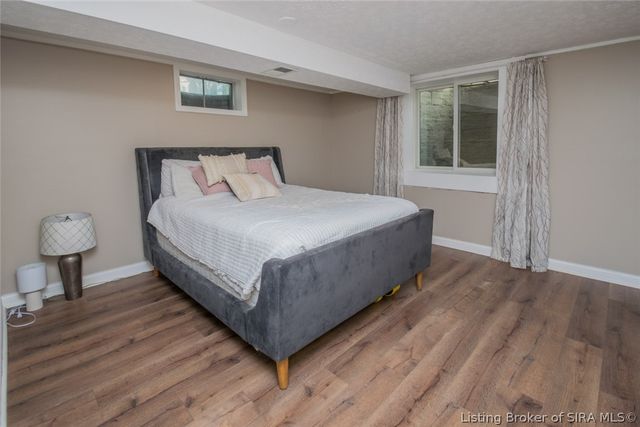 1801 Flintlock Drive, Jeffersonville, IN 47130