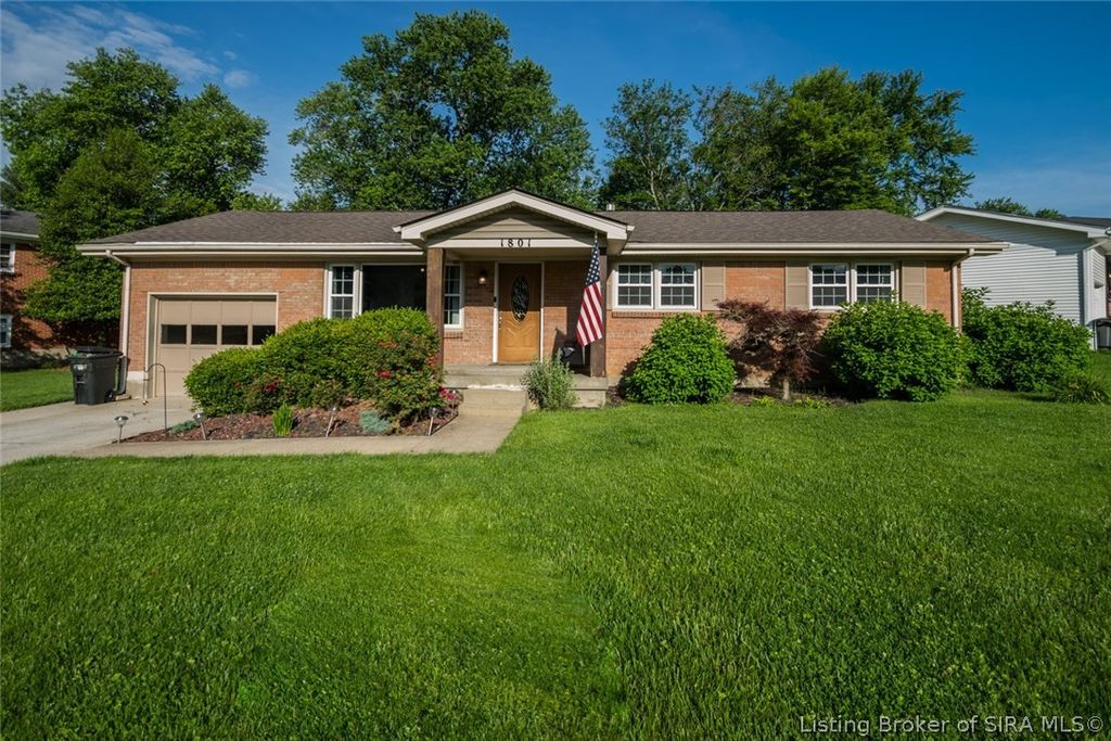 1801 Flintlock Drive, Jeffersonville, IN 47130