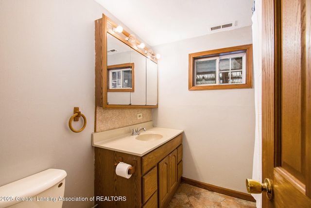 512 Opal Street, Charlotte, MI 48813