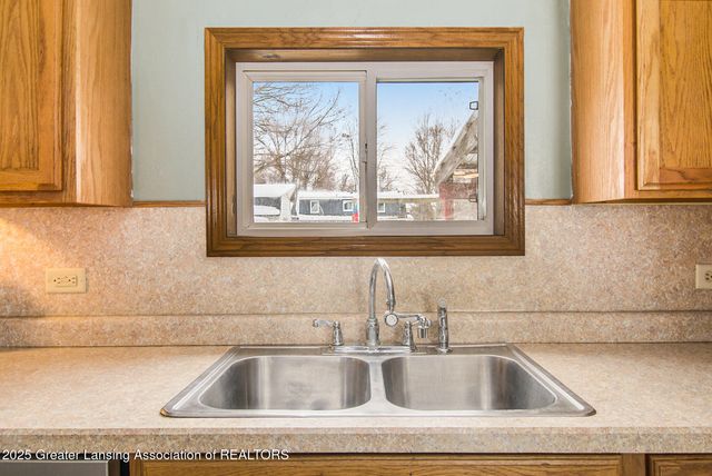 512 Opal Street, Charlotte, MI 48813