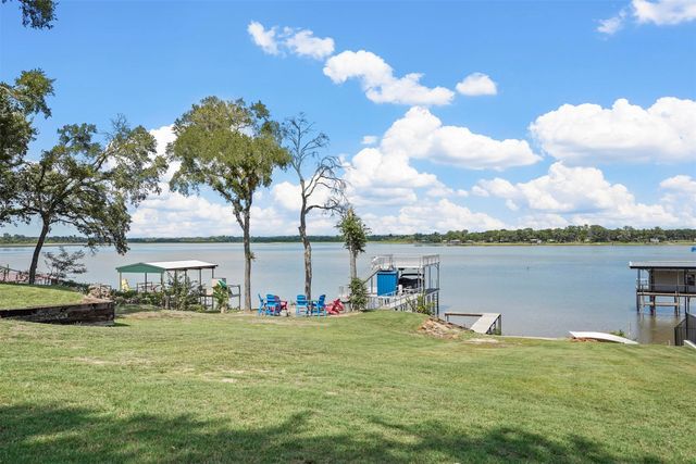7130 Briar Road, Azle, TX 76020