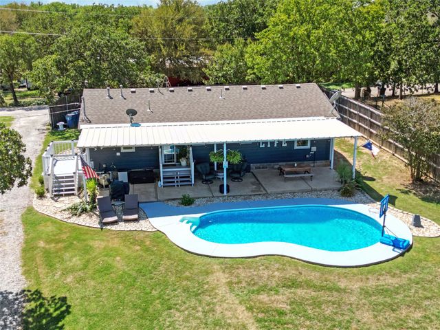 7130 Briar Road, Azle, TX 76020