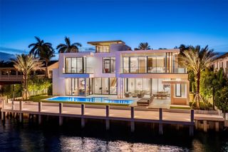68 Isla Bahia Drive, Fort Lauderdale, FL 33316