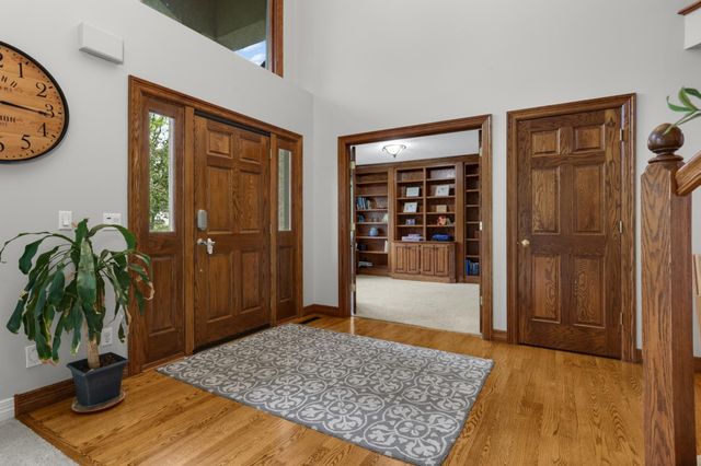 14905 White Oak Drive, Burnsville, MN 55337