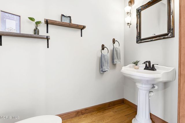 5645 Keener Road, Monclova, OH 43542