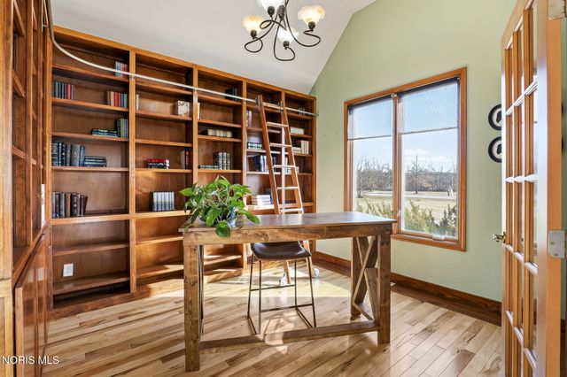 5645 Keener Road, Monclova, OH 43542