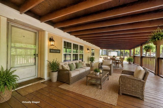 110 Summer Lane, Mabank, TX 75156
