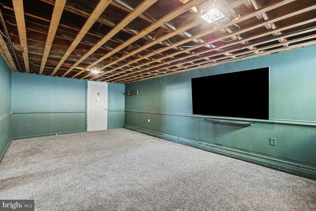 215 N MAPLE ST, Elizabethtown, PA 17022