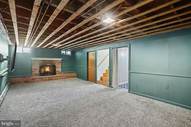 215 N MAPLE ST, Elizabethtown, PA 17022