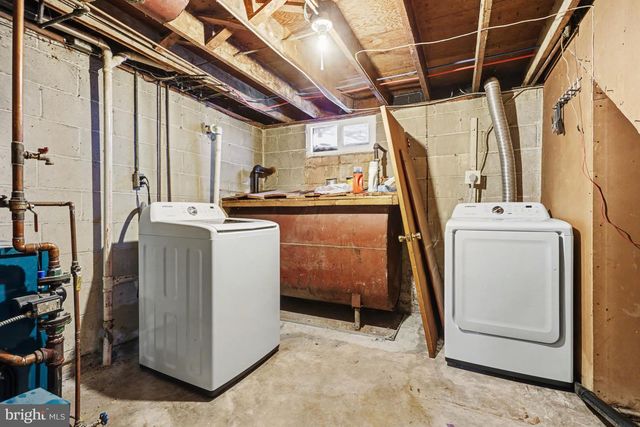 215 N MAPLE ST, Elizabethtown, PA 17022