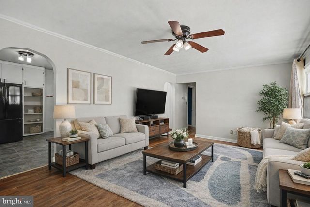 215 N MAPLE ST, Elizabethtown, PA 17022