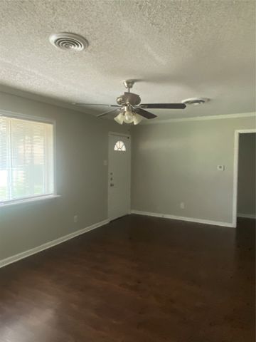 4321 Kolloch Drive, Dallas, TX 75216