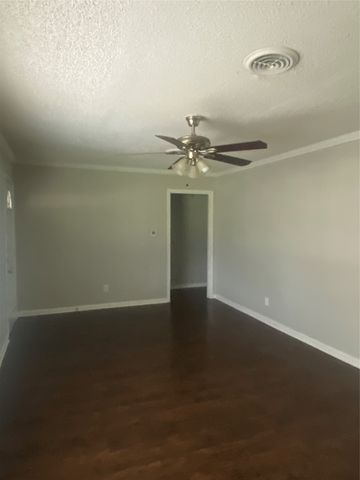 4321 Kolloch Drive, Dallas, TX 75216