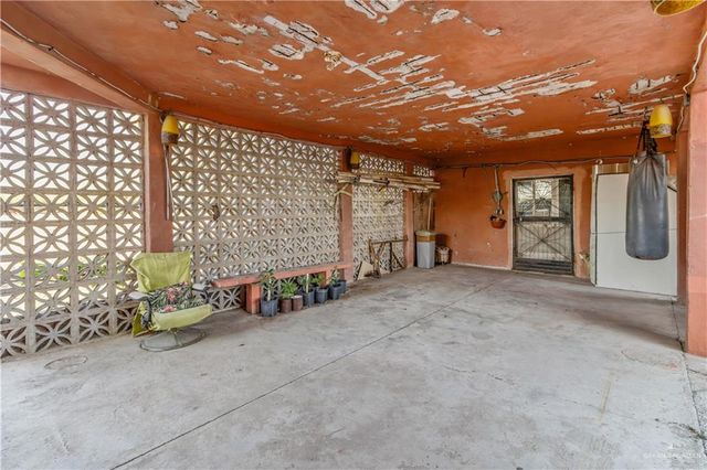 1000 N Mayberry Boulevard, Mission, TX 78573