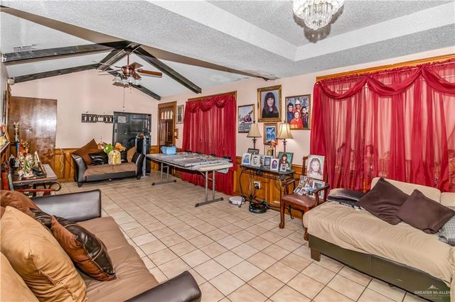 1000 N Mayberry Boulevard, Mission, TX 78573