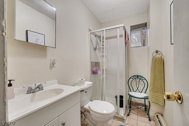 14 Crown St, Bloomfield Twp., NJ 07003