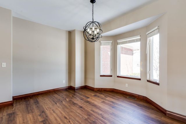 3901 N Lake Ridge St, Wichita, KS 67205