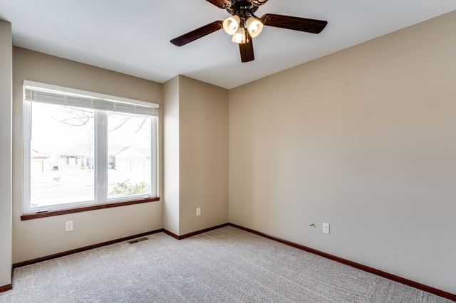 3901 N Lake Ridge St, Wichita, KS 67205