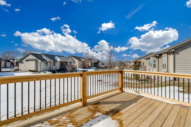 3901 N Lake Ridge St, Wichita, KS 67205