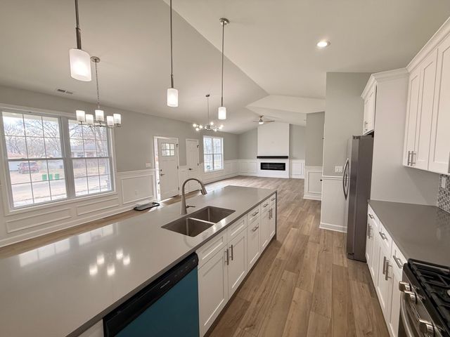 7456 Wilson Place, Merrillville, IN 46410