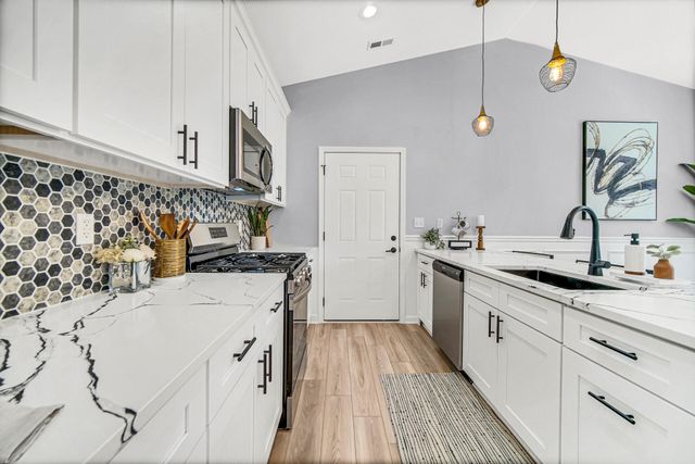 7456 Wilson Place, Merrillville, IN 46410