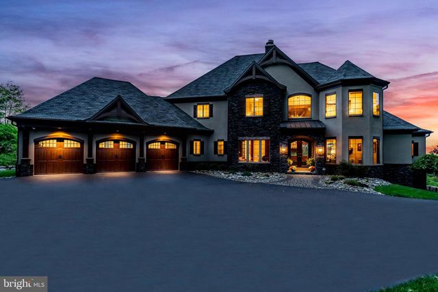 360 FISHING CREEK VALLEY ROAD, Harrisburg, PA 17112