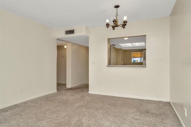 6320 NEWTOWN CIRCLE 20B1, Tampa, FL 33615