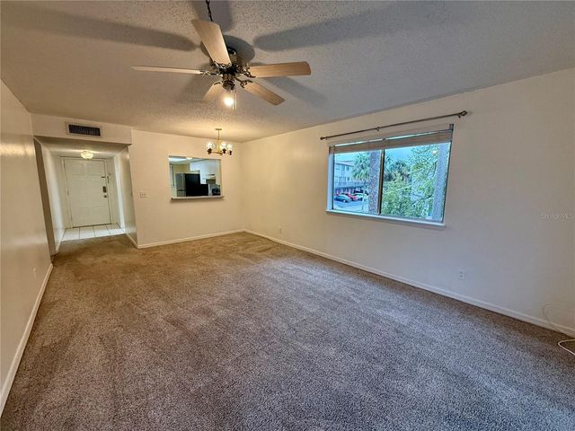 6320 NEWTOWN CIRCLE 20B1, Tampa, FL 33615