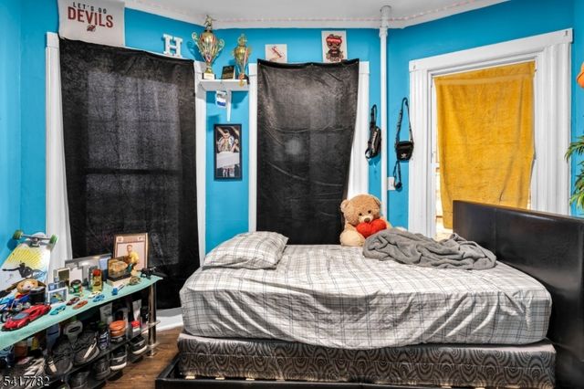 9 Lindsley Pl, East Orange City, NJ 07018