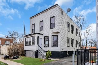 9 Lindsley Pl, East Orange City, NJ 07018