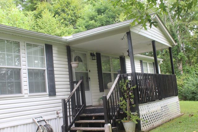 36 Upper Ridge Road, Marble, NC 28905