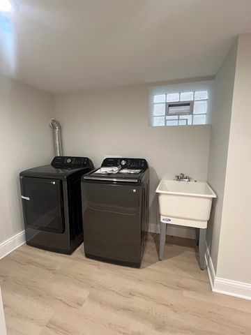 3431 N Kostner Avenue, Chicago, IL 60641